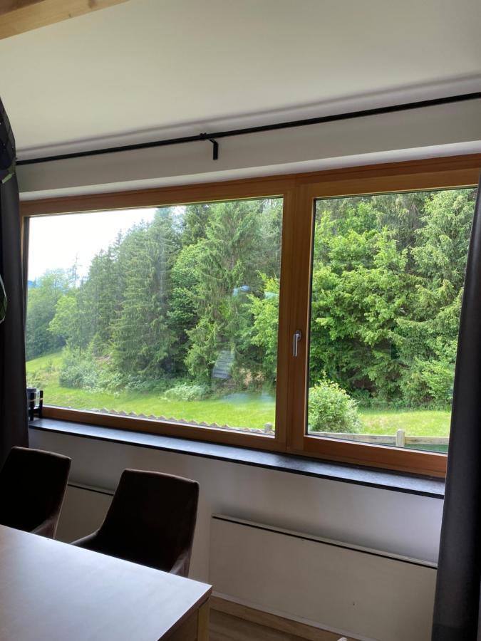 Waldhaus Hirsch Bungalow Only For You Self Check In Villa Portschach am Woerthersee Luaran gambar