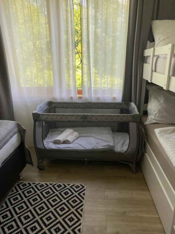 Waldhaus Hirsch Bungalow Only For You Self Check In Villa Portschach am Woerthersee Luaran gambar